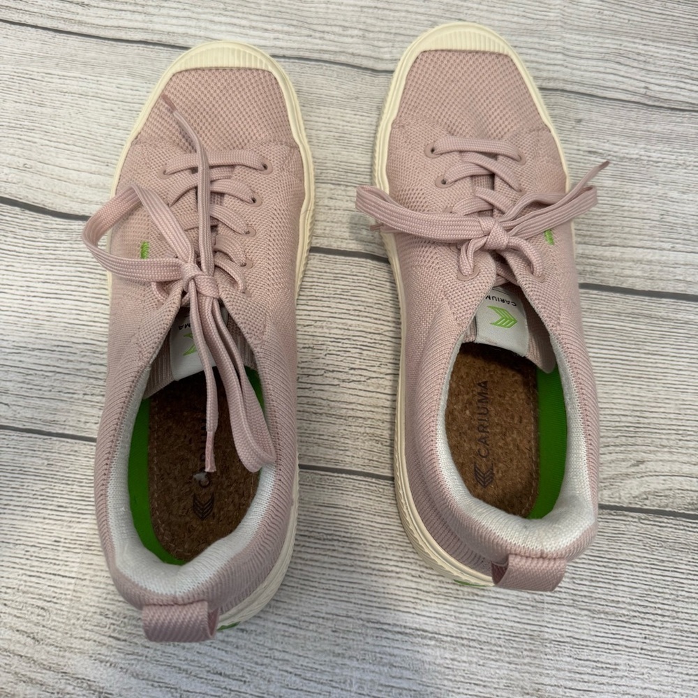 Cariuma Pinj Sustainable Sneakers - Picture 4 of 8